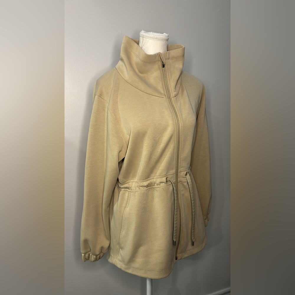 lululemon athletica Cream Jacket